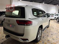 تۆیۆتا لاند کروزەر